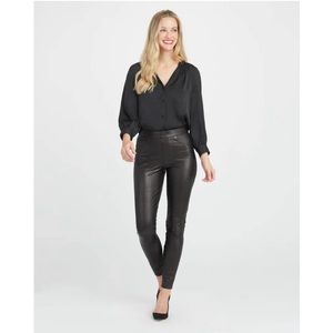 NWT SPANX Noir Black Leather-Like Ankle Skinny Pant Size L